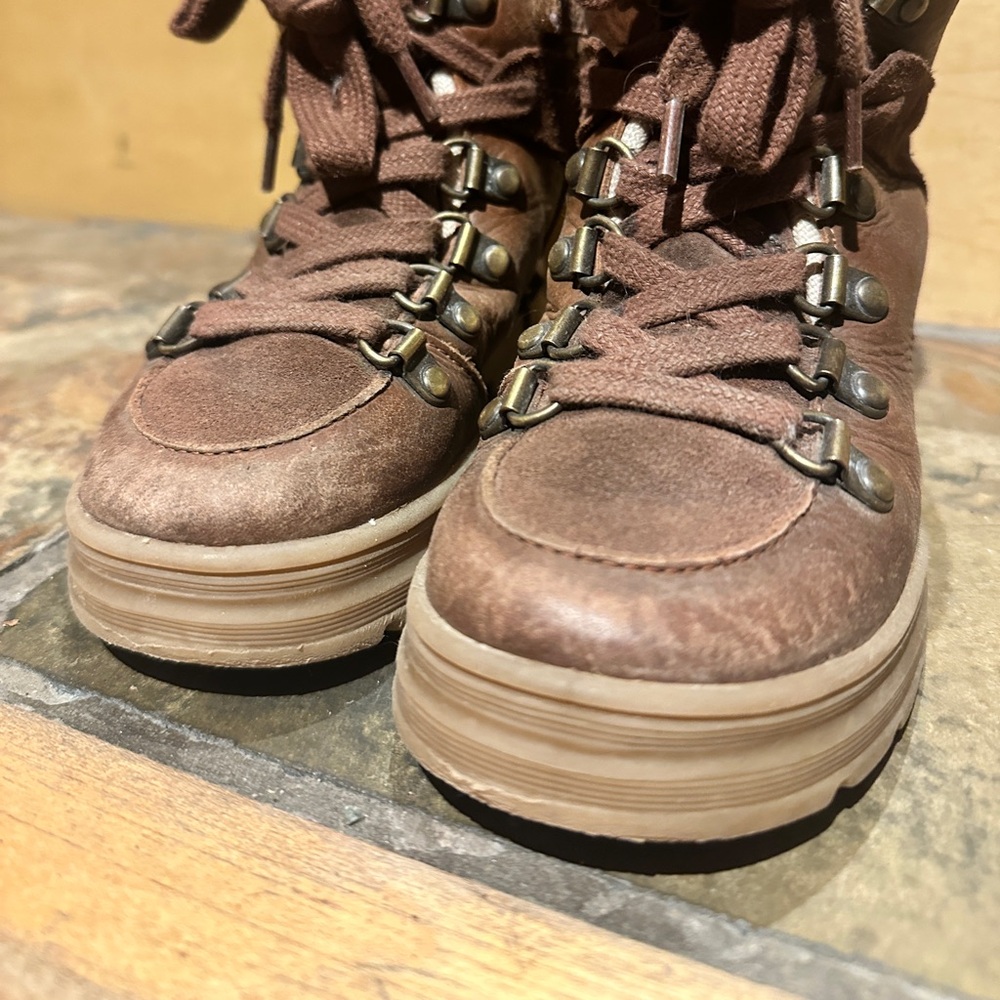 Wheat Brown Shearling and Leather Hiking Boots